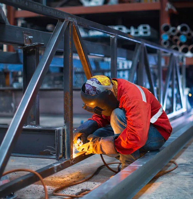 Benefits of Hiring a Equipment Rental Company