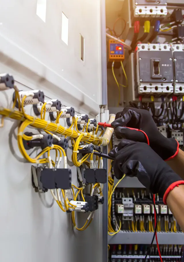 Benefits of Hiring a Equipment Rental Company